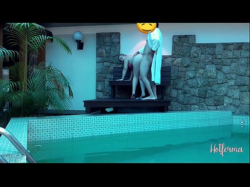 ❤️ Boss invita a cameriera à a piscina, ma ùn pudia resiste à un caldu Porno vk à noi % co.xxxpornimages.ru%